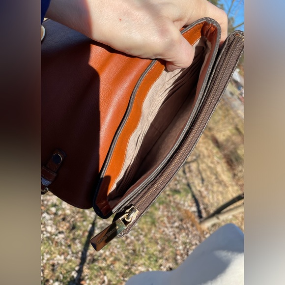 Michael Kors Monogram Crossbody Chain - Picture 13 of 14